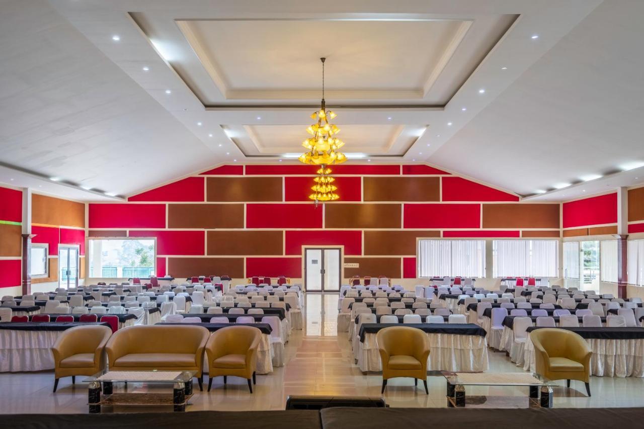 Narima Resort Hotel Lembang Exterior photo
