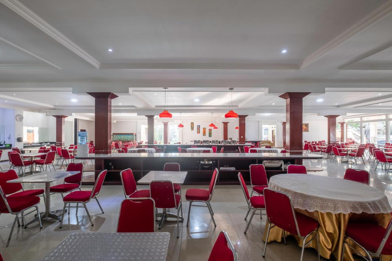 Narima Resort Hotel Lembang Exterior photo