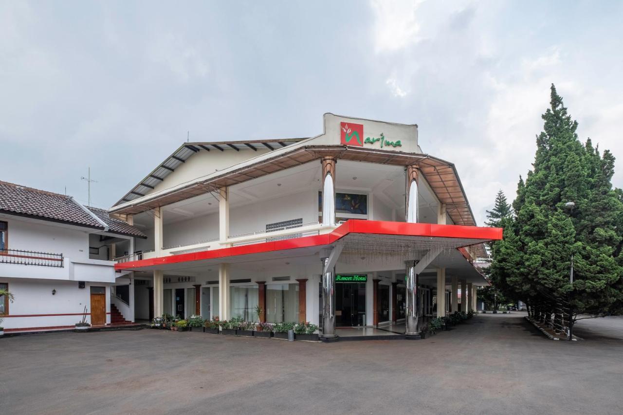 Narima Resort Hotel Lembang Exterior photo